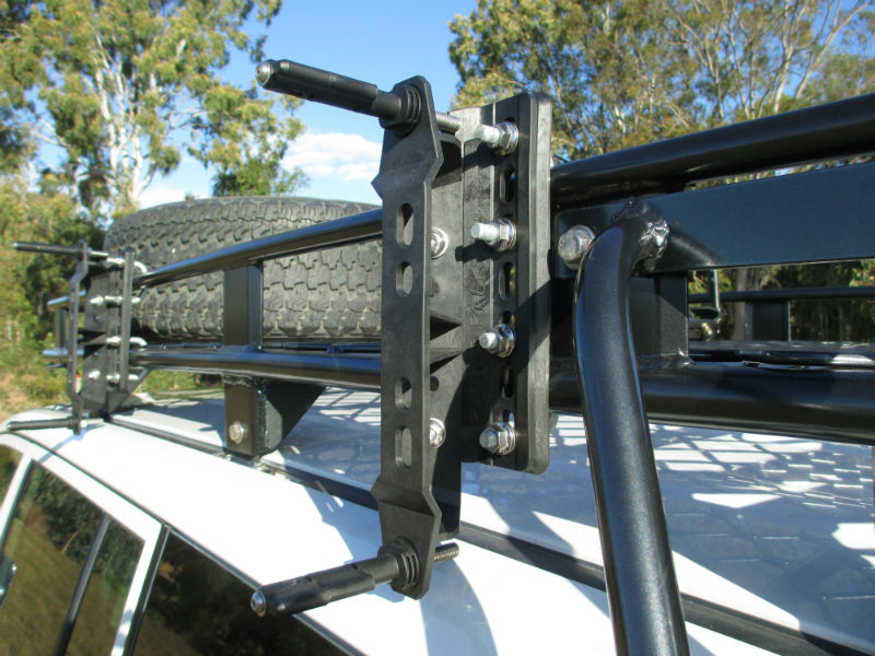 Maxtrax Mounting Kit with Quick Release Mounting Pins Side